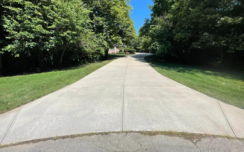 Concrete driveway cleaning and sealing in the Indianapolis area